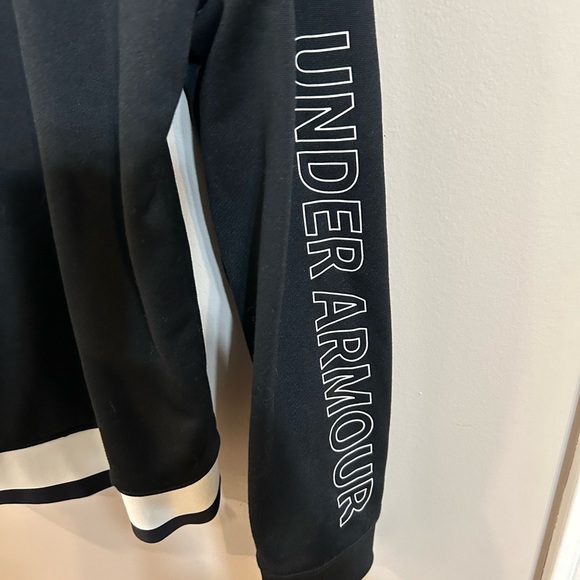 Girls YXL under armour hooded track warm up jacket black white logo - Picture 3 of 7